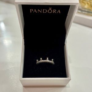 Pandora | Silver | Women’s Enchanted Crown Ring
